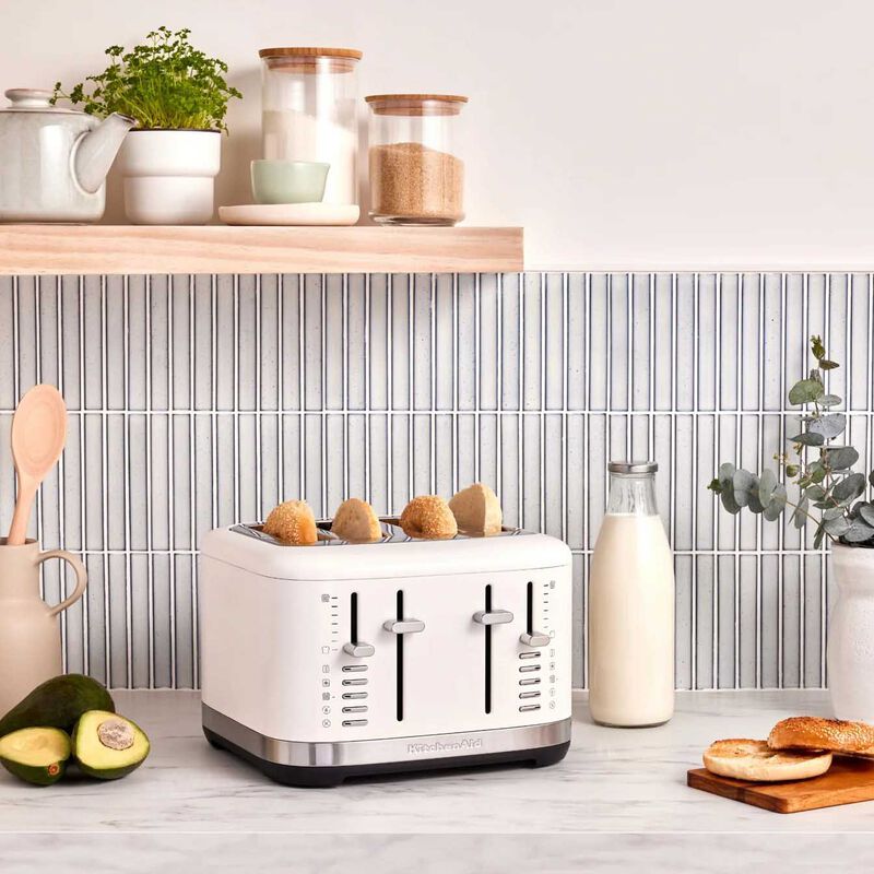 KitchenAid 4 Slice Toaster - Porcelain White image number 1